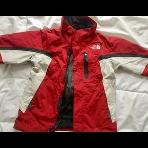 The NORTH FACE Boys jacket S/P Small
